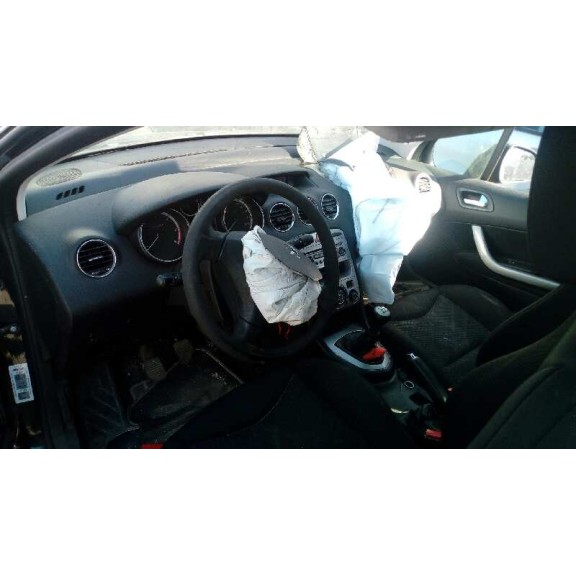 peugeot 308 del año 2010