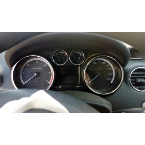 peugeot 308 del año 2010