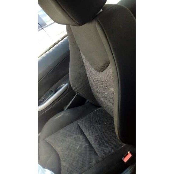 peugeot 308 del año 2010