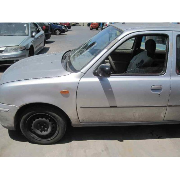 nissan micra (k11) del año 2002
