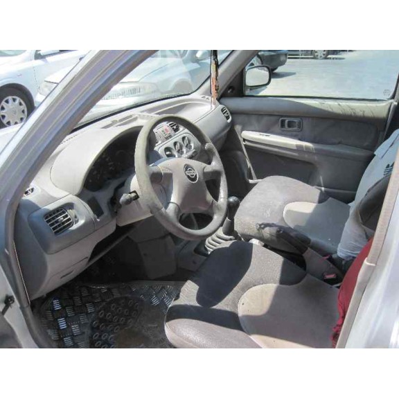 nissan micra (k11) del año 2002