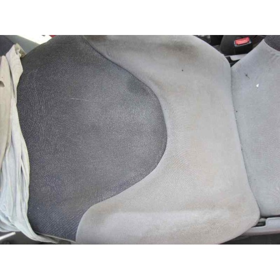 nissan micra (k11) del año 2002