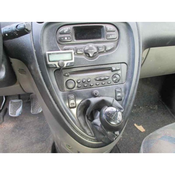 citroën xsara picasso del año 2000