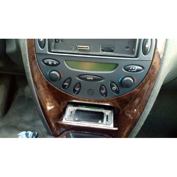 citroën c5 berlina del año 2001