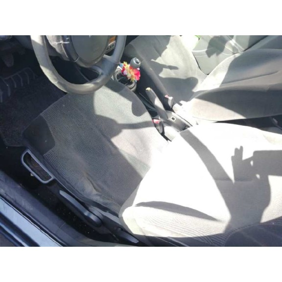 citroën c4 berlina del año 2006