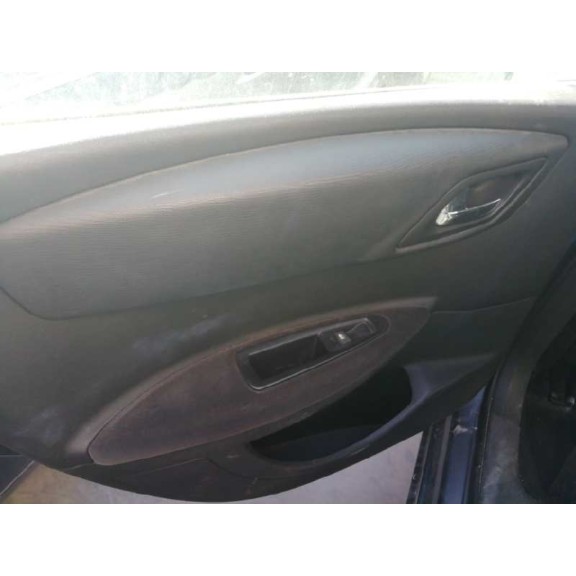 citroën c4 berlina del año 2006