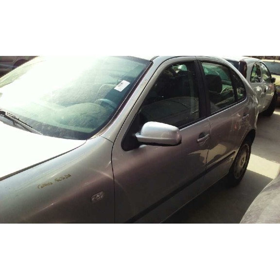 seat leon (1m1) del año 2001