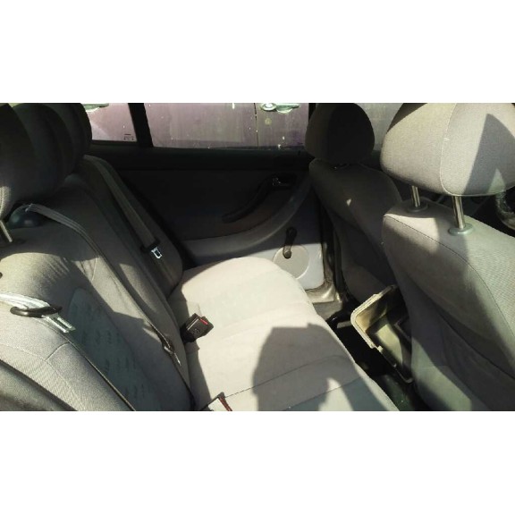 seat leon (1m1) del año 2001