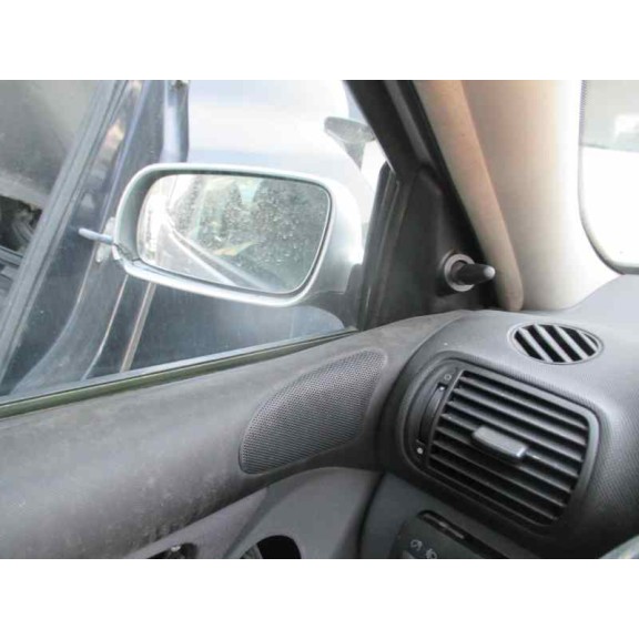 seat leon (1m1) del año 2001