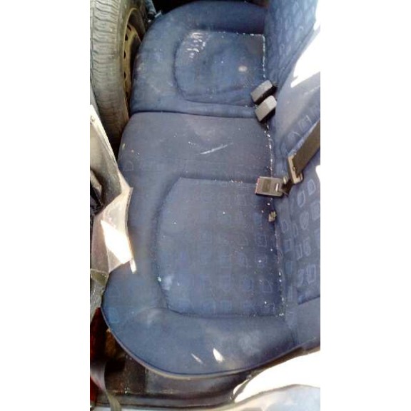 peugeot 206 berlina del año 2002