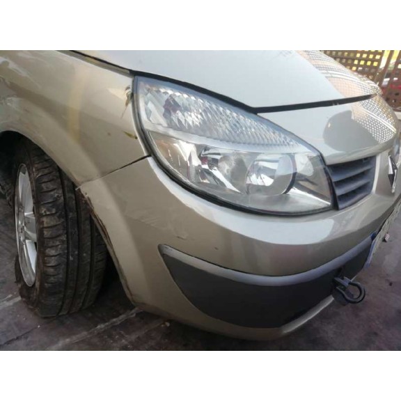 renault grand scenic del año 2005