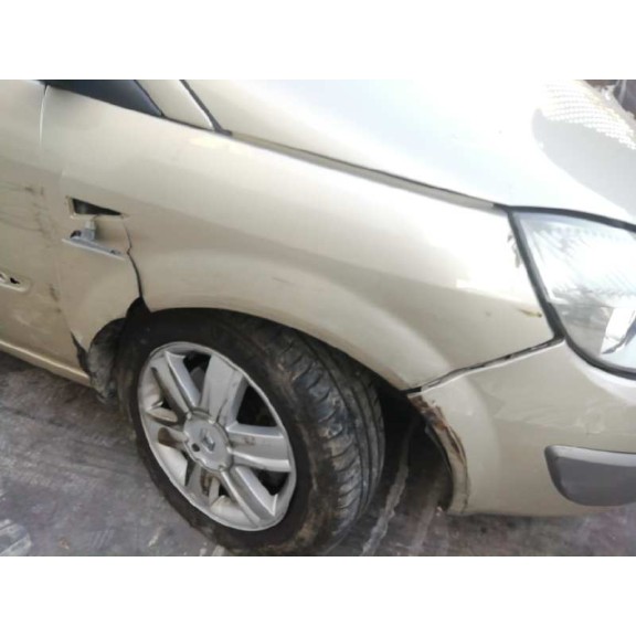 renault grand scenic del año 2005