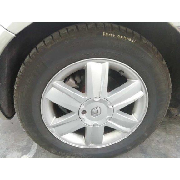 renault grand scenic del año 2005