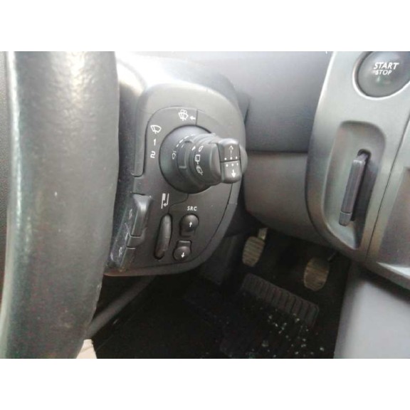 renault grand scenic del año 2005