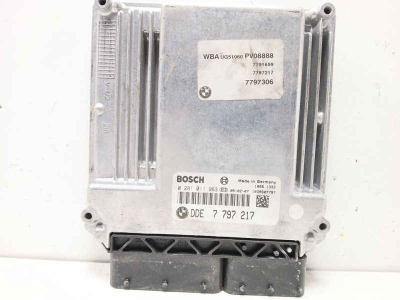 Recambio de centralita motor uce para bmw 1 (e87) 120 d referencia OEM IAM 0281011963 18661333 