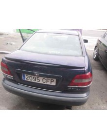 volvo s40 berlina del año 1998