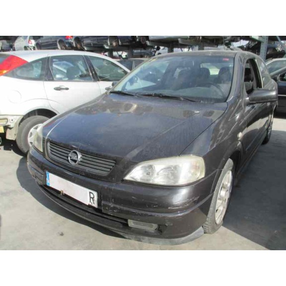 opel astra g berlina del año 2001