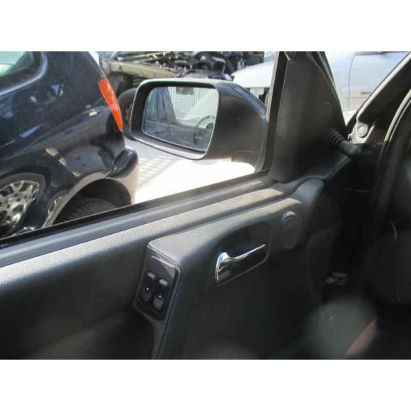 opel astra g berlina del año 2001