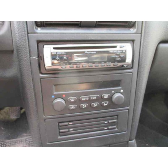 opel astra g berlina del año 2001