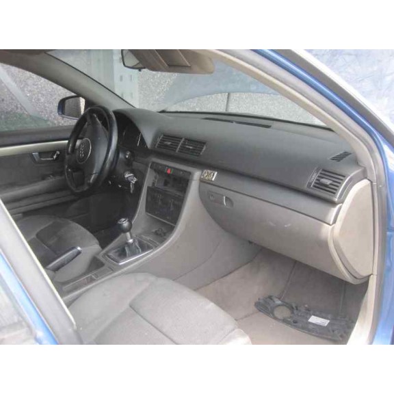 audi a4 berlina (8e) del año 2001