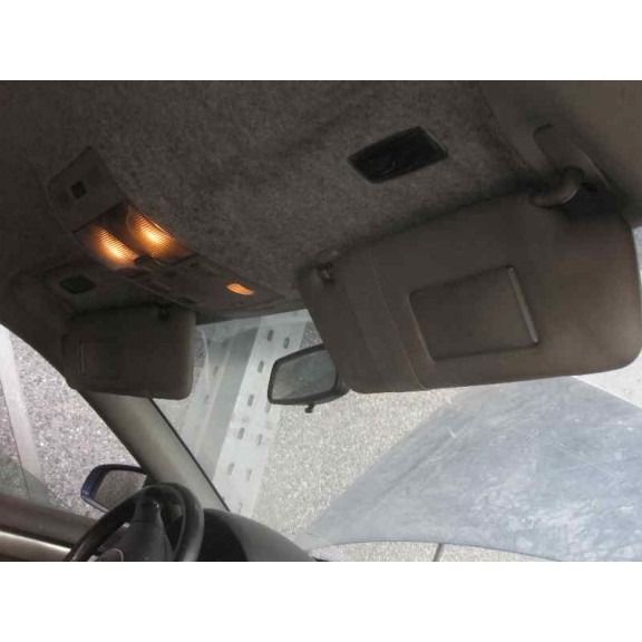 audi a4 berlina (8e) del año 2001