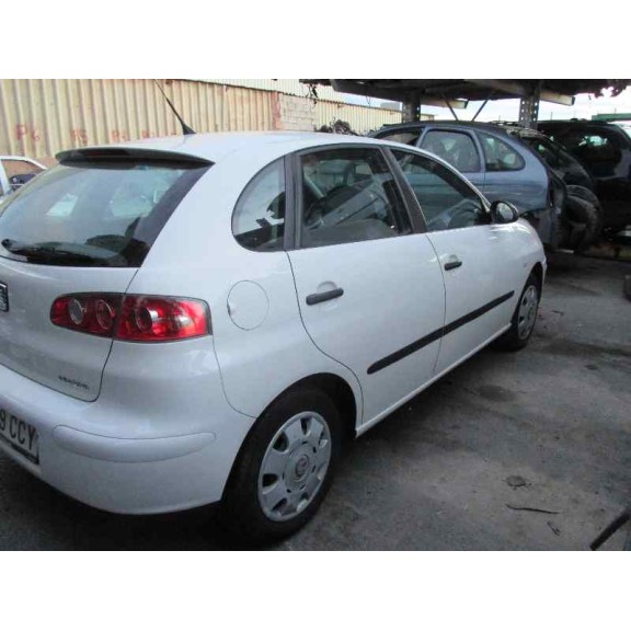 seat ibiza (6l1) del año 2002