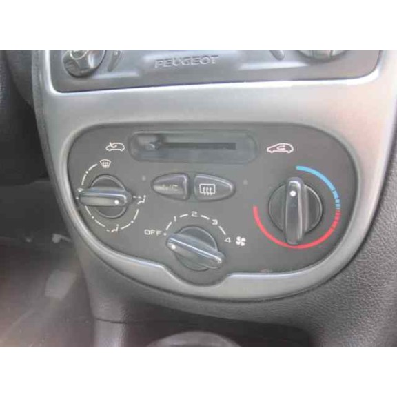 peugeot 206 berlina del año 2000