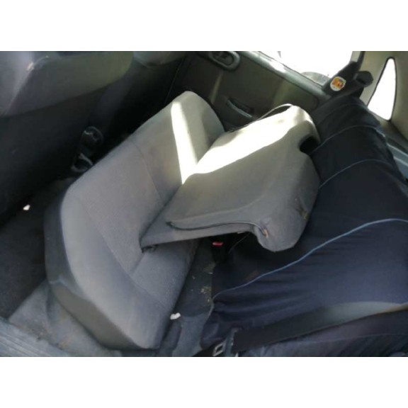 opel corsa c del año 2002