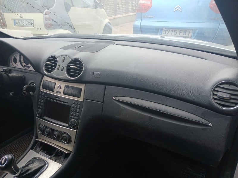 Recambio de salpicadero para mercedes-benz clk (c209) clk 280 (209.354) referencia OEM IAM   