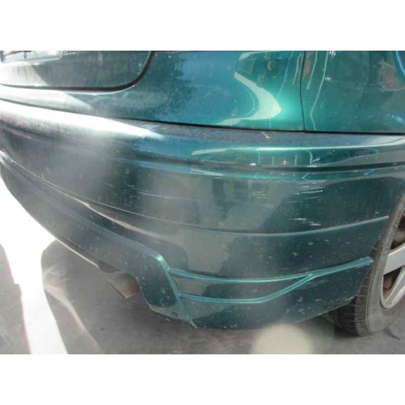 toyota corolla (e11) del año 2000