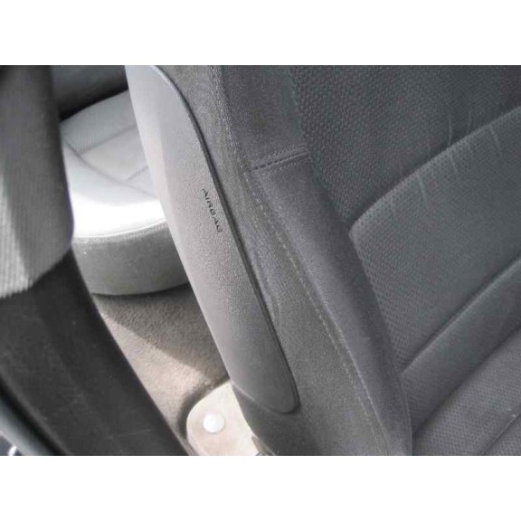 audi a4 berlina (8e) del año 2001