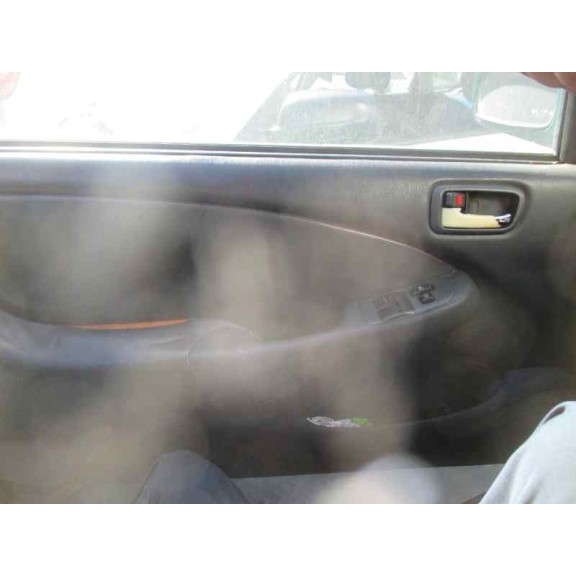 toyota corolla (e11) del año 2000