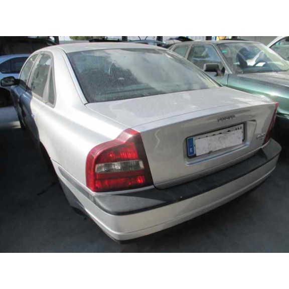 volvo s80 berlina del año 2003