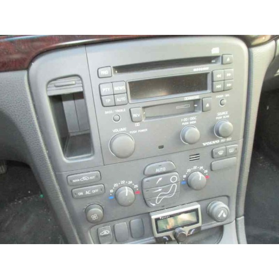 volvo s80 berlina del año 2003