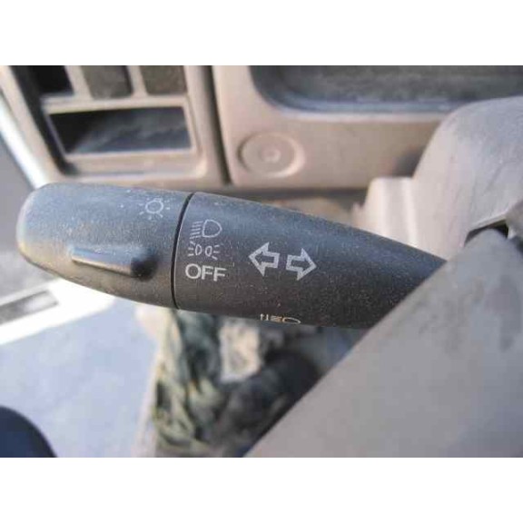 nissan cabstar del año 2000