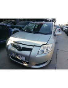 toyota auris del año 2007