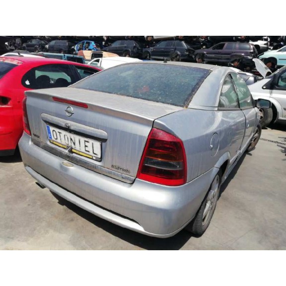 opel astra g coupé del año 2001