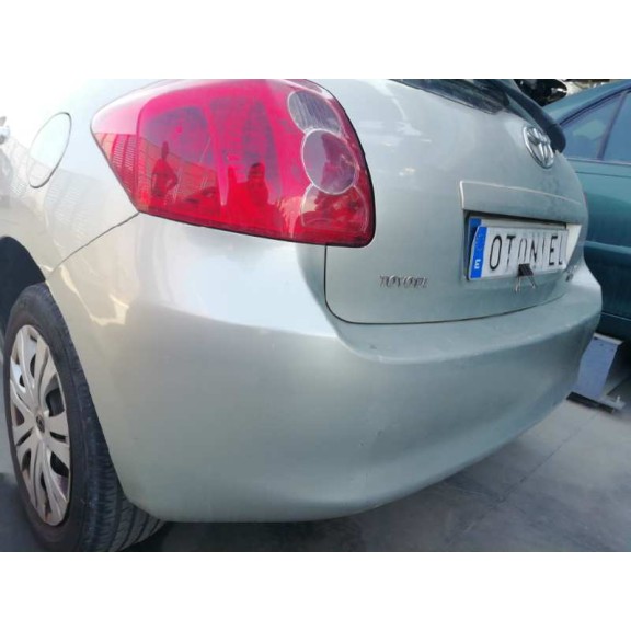 toyota auris del año 2007