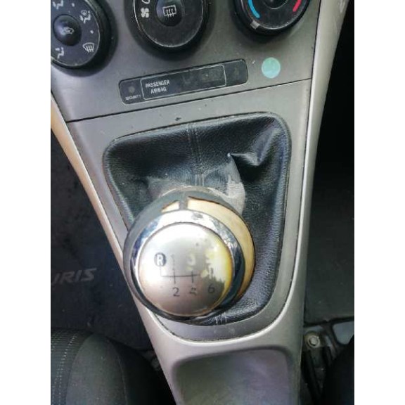 toyota auris del año 2007