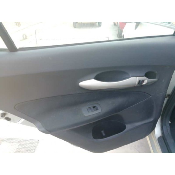 toyota auris del año 2007