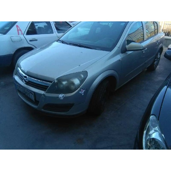 opel astra h berlina del año 2006