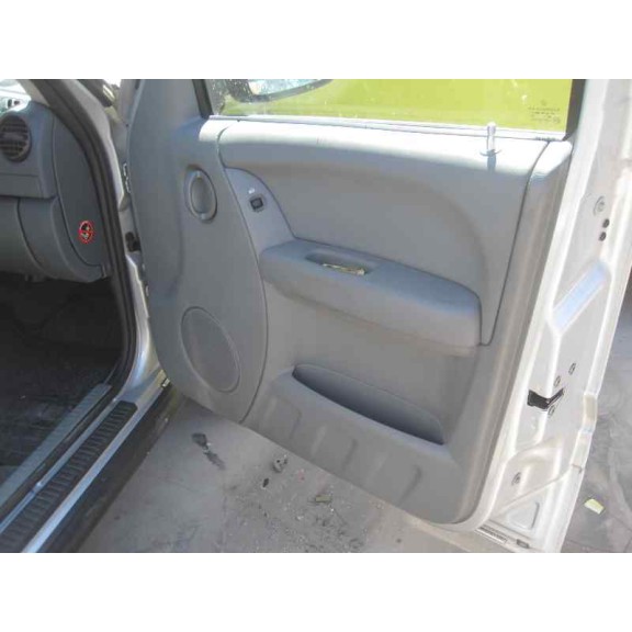 chrysler jeep cherokee (kj) del año 2005