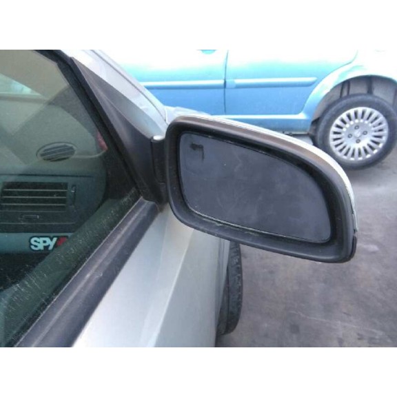 opel astra h berlina del año 2006