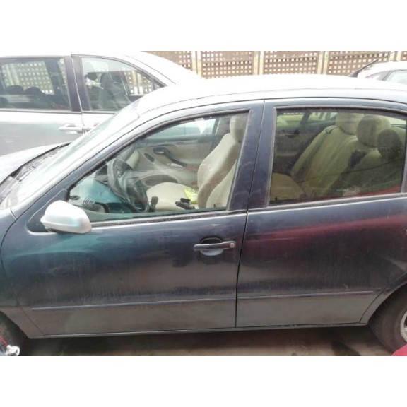 seat toledo (1m2) del año 2001