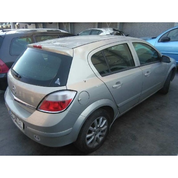 opel astra h berlina del año 2006