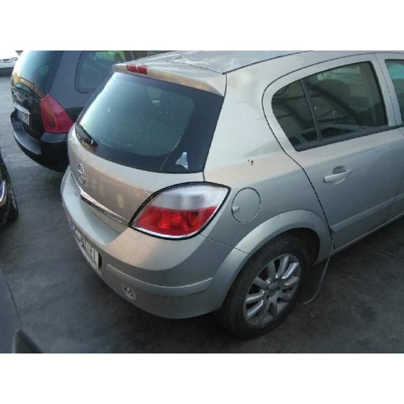 opel astra h berlina del año 2006