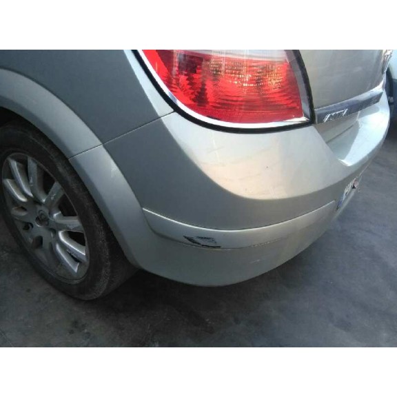 opel astra h berlina del año 2006