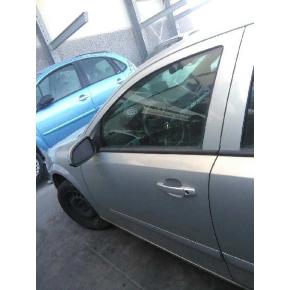 opel astra h berlina del año 2006