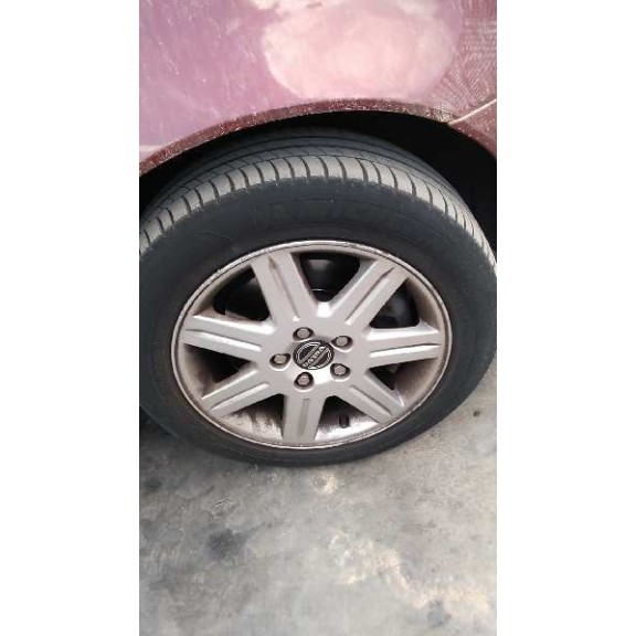 volvo s40 berlina del año 2004