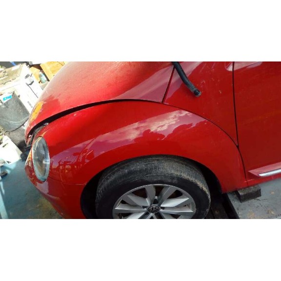 volkswagen beetle del año 2013